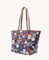 MLB Yankees Zip Tote